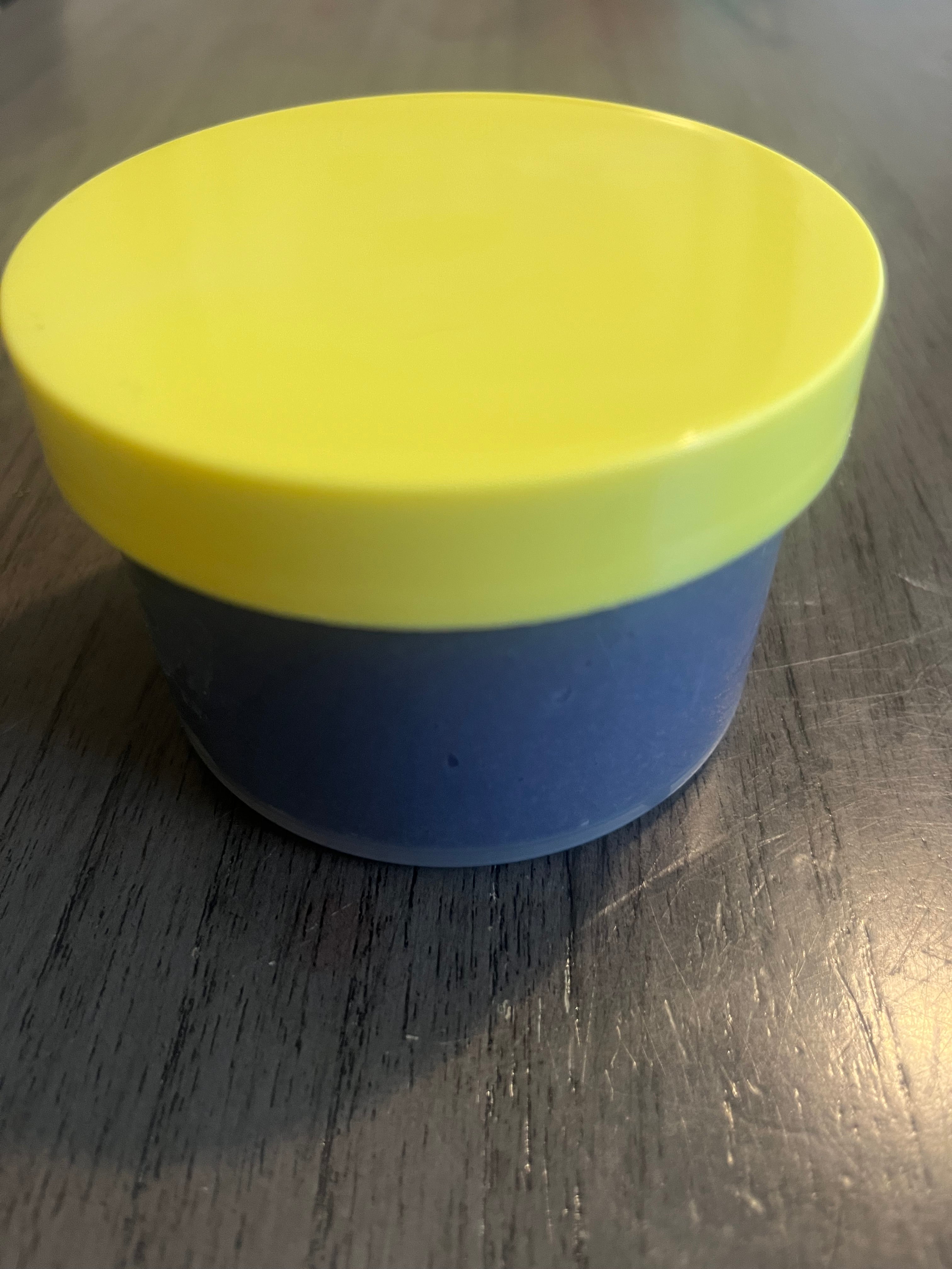 Solid color 6 oz slime